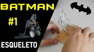Figura escultura batman esqueleto